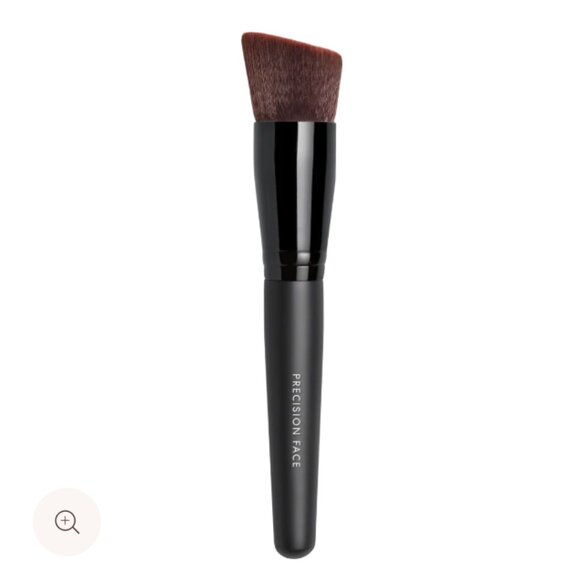 bareMinerals Precision Face Brush | NEW PRODUCT - Picture 1 of 2
